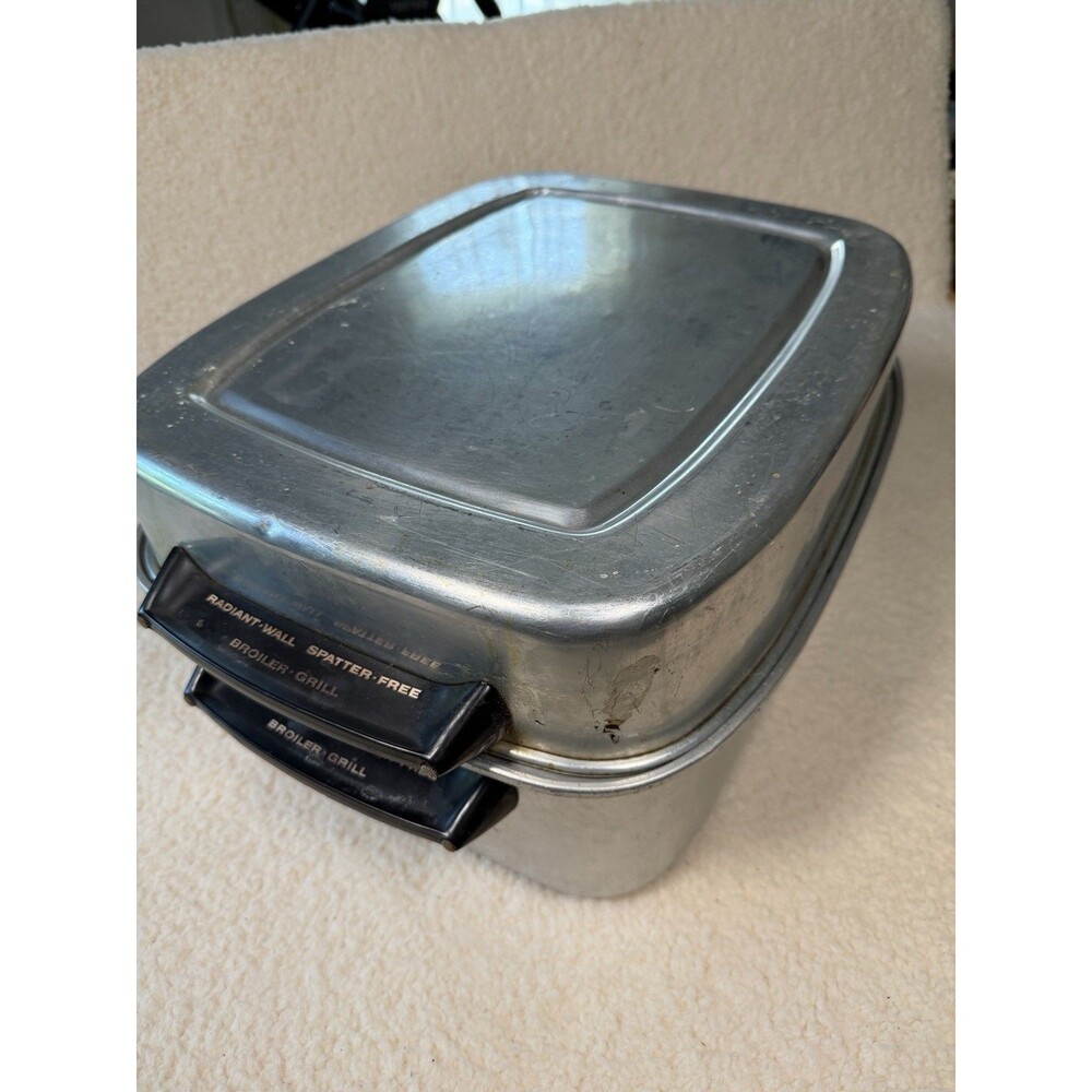 Frigidaire Radiant-Wall Spatter-Free Broiler Grill Vintage Aluminum Pan